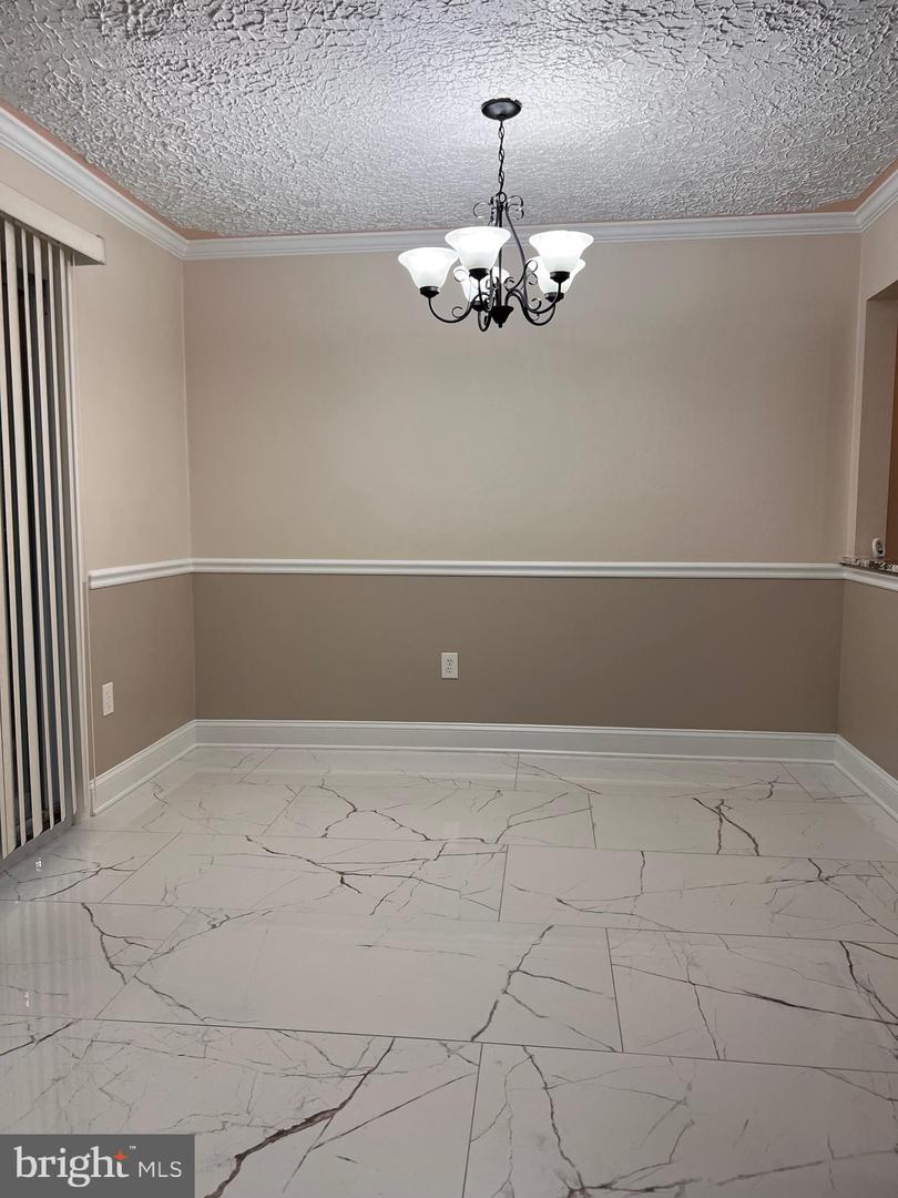 14822 DANVILLE RD, WOODBRIDGE, Virginia 22193, 5 Bedrooms Bedrooms, ,2 BathroomsBathrooms,Residential,For sale,14822 DANVILLE RD,VAPW2099496 MLS # VAPW2099496