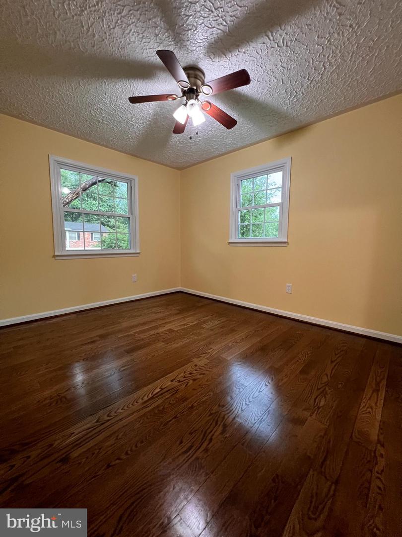 14822 DANVILLE RD, WOODBRIDGE, Virginia 22193, 5 Bedrooms Bedrooms, ,2 BathroomsBathrooms,Residential,For sale,14822 DANVILLE RD,VAPW2099496 MLS # VAPW2099496