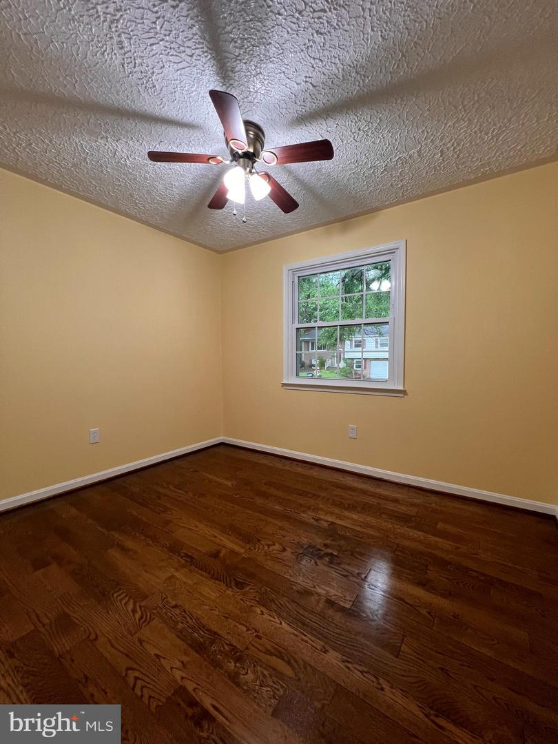 14822 DANVILLE RD, WOODBRIDGE, Virginia 22193, 5 Bedrooms Bedrooms, ,2 BathroomsBathrooms,Residential,For sale,14822 DANVILLE RD,VAPW2099496 MLS # VAPW2099496