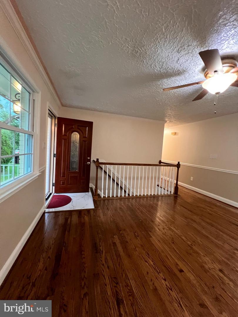 14822 DANVILLE RD, WOODBRIDGE, Virginia 22193, 5 Bedrooms Bedrooms, ,2 BathroomsBathrooms,Residential,For sale,14822 DANVILLE RD,VAPW2099496 MLS # VAPW2099496