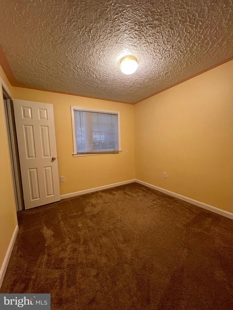 14822 DANVILLE RD, WOODBRIDGE, Virginia 22193, 5 Bedrooms Bedrooms, ,2 BathroomsBathrooms,Residential,For sale,14822 DANVILLE RD,VAPW2099496 MLS # VAPW2099496