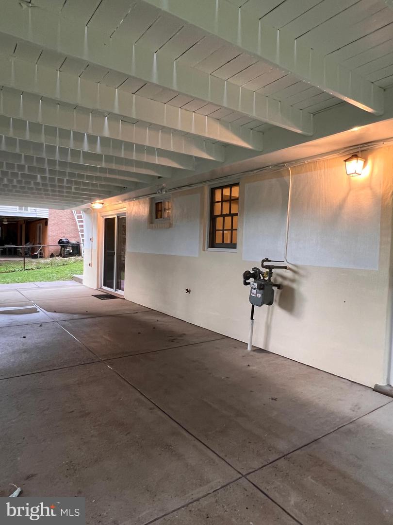 14822 DANVILLE RD, WOODBRIDGE, Virginia 22193, 5 Bedrooms Bedrooms, ,2 BathroomsBathrooms,Residential,For sale,14822 DANVILLE RD,VAPW2099496 MLS # VAPW2099496