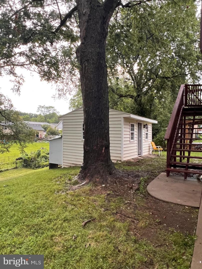 14822 DANVILLE RD, WOODBRIDGE, Virginia 22193, 5 Bedrooms Bedrooms, ,2 BathroomsBathrooms,Residential,For sale,14822 DANVILLE RD,VAPW2099496 MLS # VAPW2099496