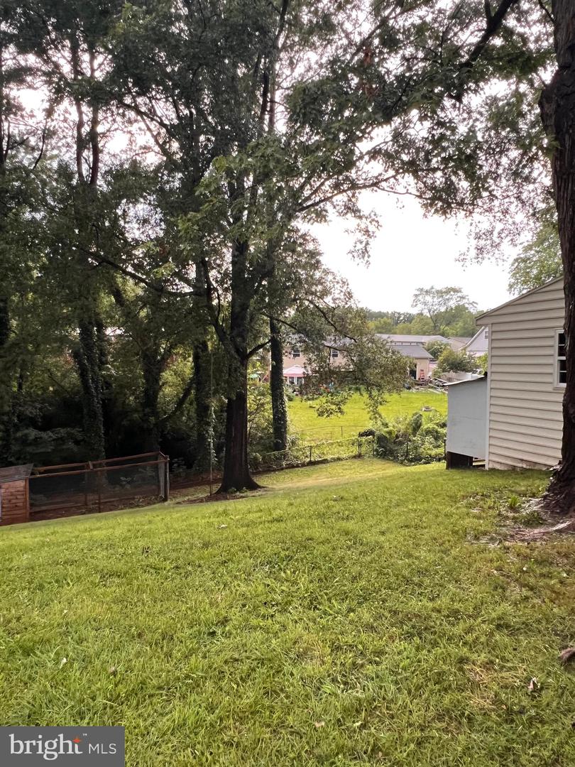 14822 DANVILLE RD, WOODBRIDGE, Virginia 22193, 5 Bedrooms Bedrooms, ,2 BathroomsBathrooms,Residential,For sale,14822 DANVILLE RD,VAPW2099496 MLS # VAPW2099496