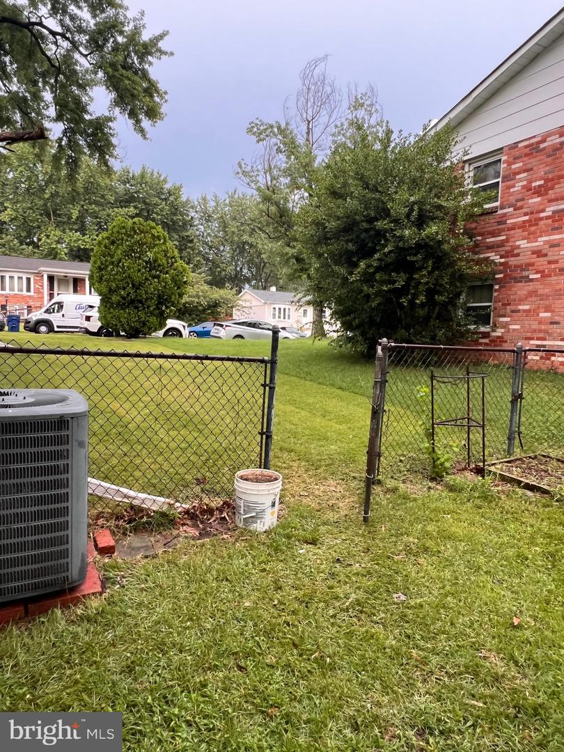 14822 DANVILLE RD, WOODBRIDGE, Virginia 22193, 5 Bedrooms Bedrooms, ,2 BathroomsBathrooms,Residential,For sale,14822 DANVILLE RD,VAPW2099496 MLS # VAPW2099496