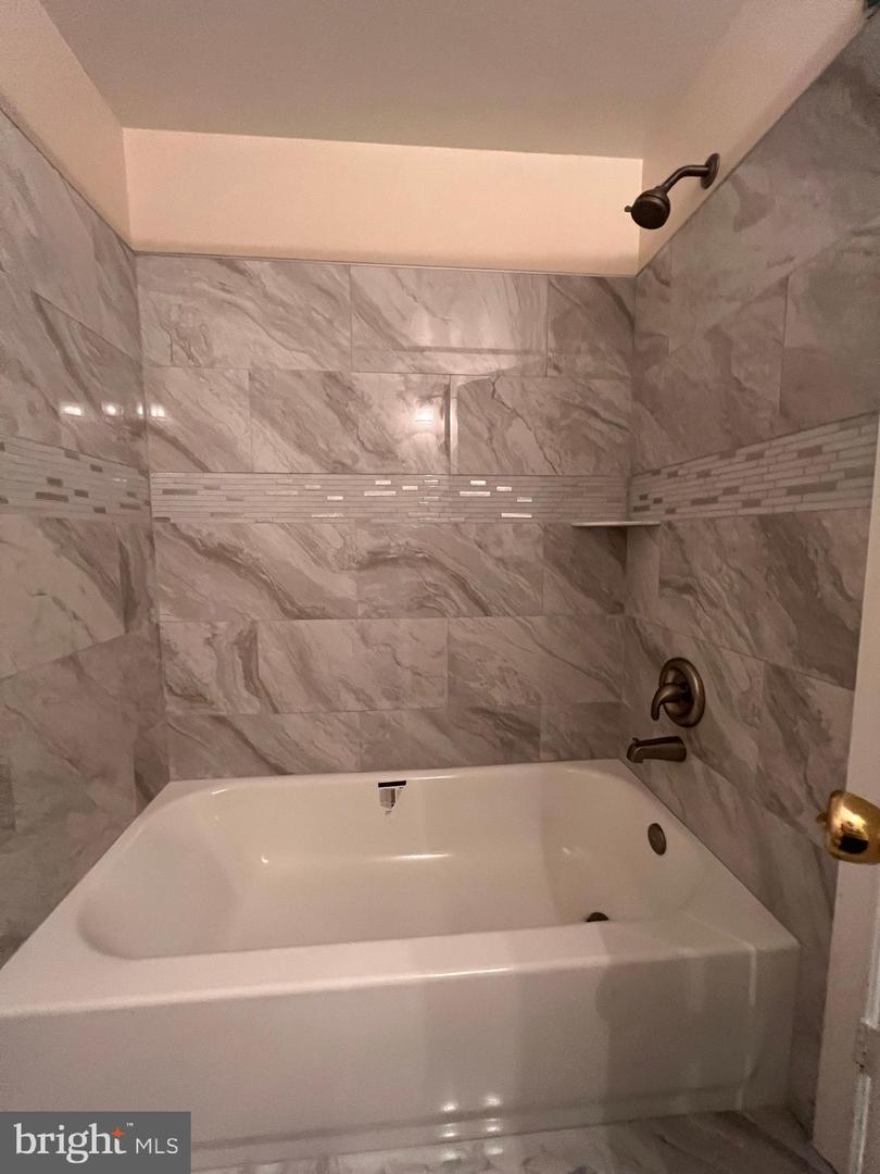 14822 DANVILLE RD, WOODBRIDGE, Virginia 22193, 5 Bedrooms Bedrooms, ,2 BathroomsBathrooms,Residential,For sale,14822 DANVILLE RD,VAPW2099496 MLS # VAPW2099496