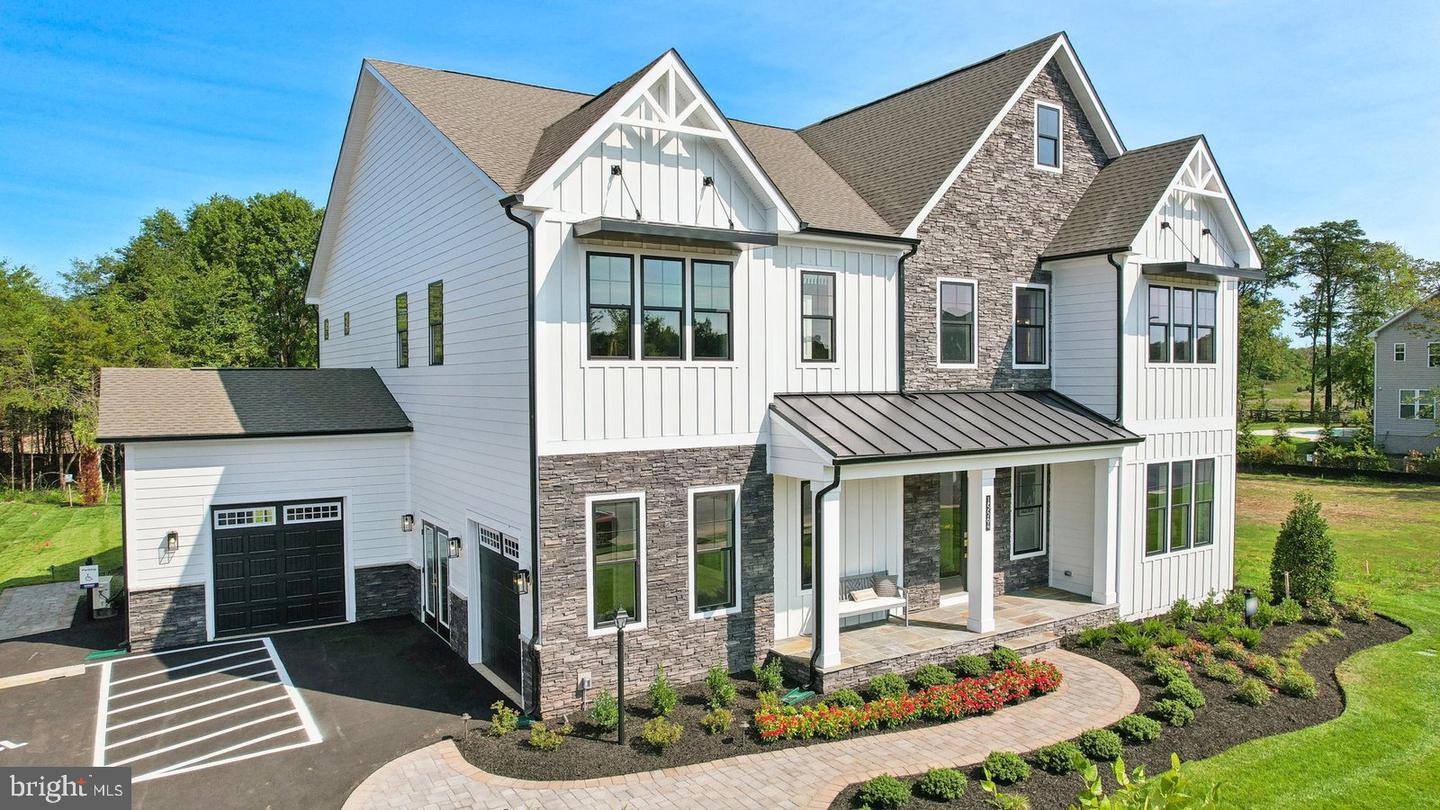 15564 CLOVERLAND LN, HAYMARKET, Virginia 20169, 6 Bedrooms Bedrooms, ,6 BathroomsBathrooms,Residential,For sale,15564 CLOVERLAND LN,VAPW2099540 MLS # VAPW2099540