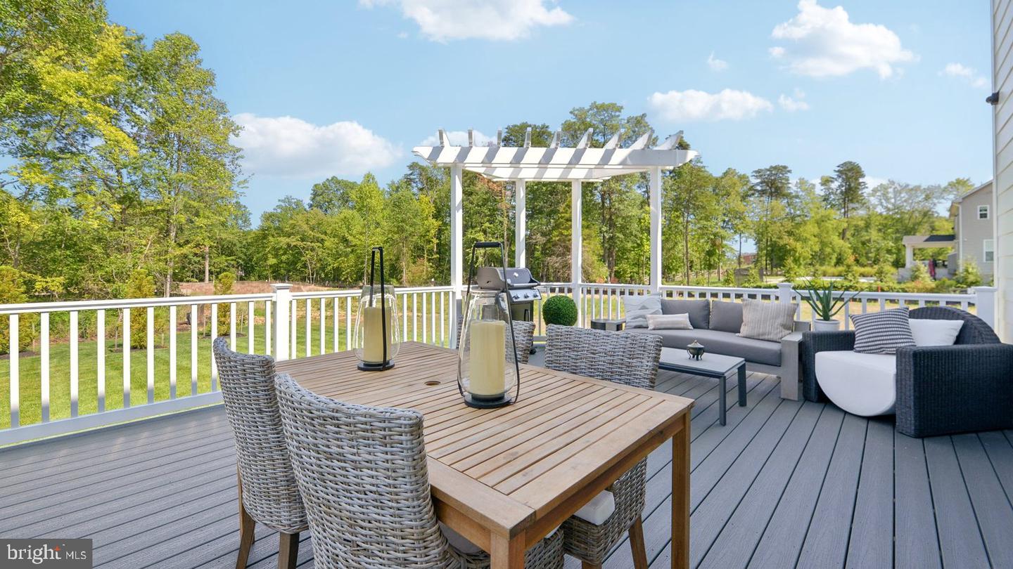15564 CLOVERLAND LN, HAYMARKET, Virginia 20169, 6 Bedrooms Bedrooms, ,6 BathroomsBathrooms,Residential,For sale,15564 CLOVERLAND LN,VAPW2099540 MLS # VAPW2099540