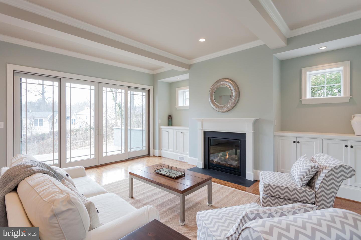 3134 18TH ST N, ARLINGTON, Virginia 22201, 5 Bedrooms Bedrooms, ,5 BathroomsBathrooms,Residential,For sale,3134 18TH ST N,VAAR2061062 MLS # VAAR2061062