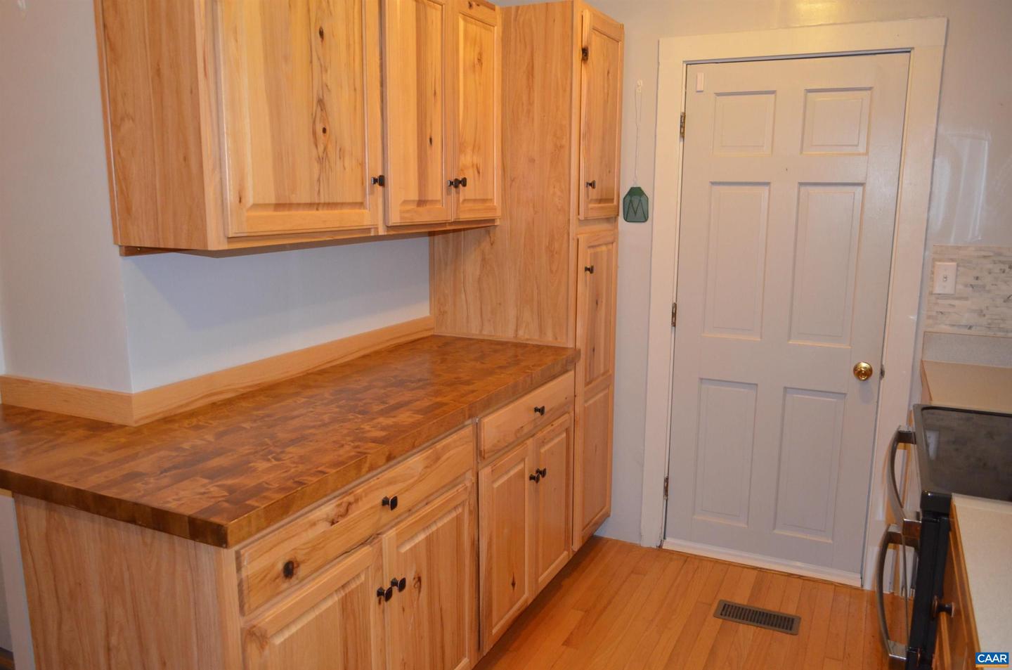 10778 ROCKFISH RIVER RD, SHIPMAN, Virginia 22971, 3 Bedrooms Bedrooms, ,2 BathroomsBathrooms,Residential,For sale,10778 ROCKFISH RIVER RD,666883 MLS # 666883