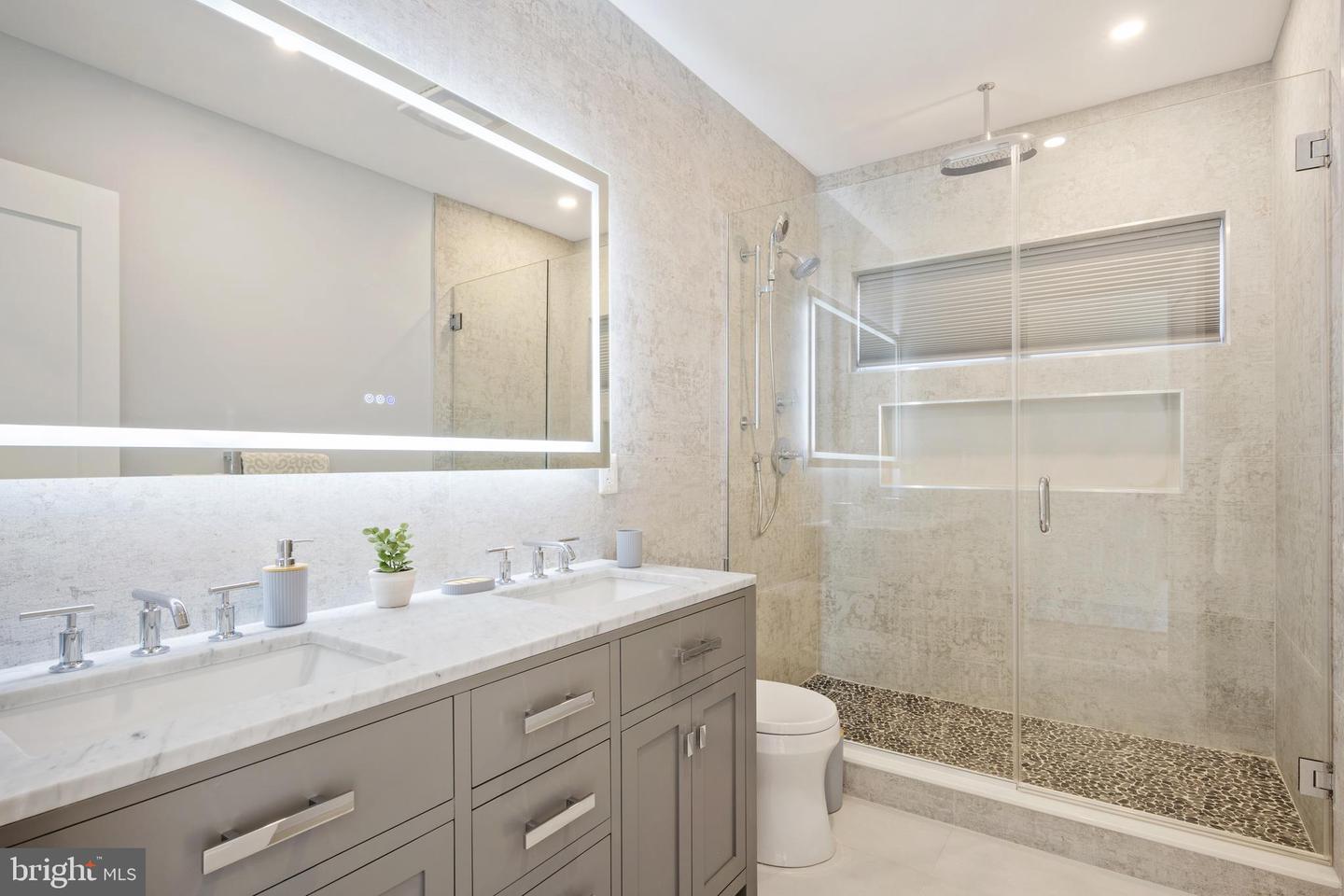 424 MISSOURI AVE NW #4, WASHINGTON, District Of Columbia 20011, 3 Bedrooms Bedrooms, ,2 BathroomsBathrooms,Residential,For sale,424 MISSOURI AVE NW #4,DCDC2211024 MLS # DCDC2211024