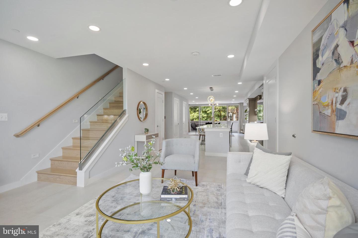 424 MISSOURI AVE NW #4, WASHINGTON, District Of Columbia 20011, 3 Bedrooms Bedrooms, ,2 BathroomsBathrooms,Residential,For sale,424 MISSOURI AVE NW #4,DCDC2211024 MLS # DCDC2211024