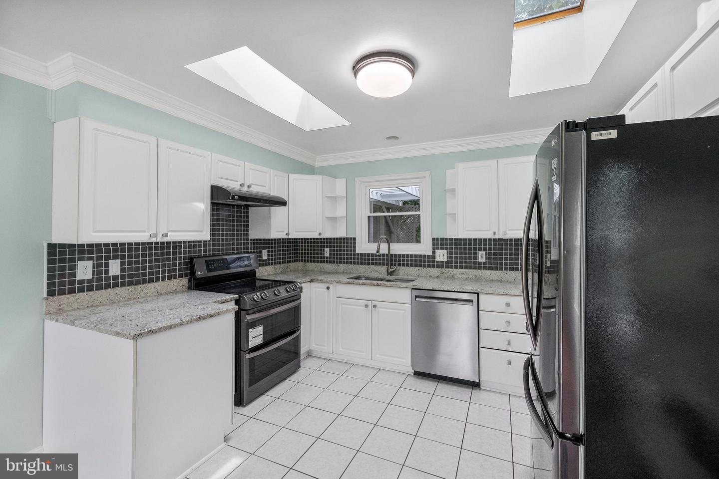 5725 HABERSHAM WAY, ALEXANDRIA, Virginia 22310, 4 Bedrooms Bedrooms, ,3 BathroomsBathrooms,Residential,For sale,5725 HABERSHAM WAY,VAFX2256296 MLS # VAFX2256296