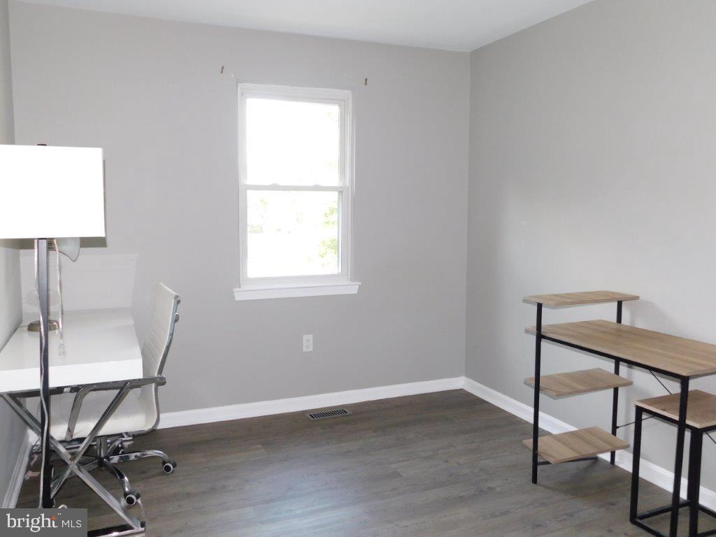 1220 THOMAS JEFFERSON PL, FREDERICKSBURG, Virginia 22405, 3 Bedrooms Bedrooms, ,1 BathroomBathrooms,Residential,For sale,1220 THOMAS JEFFERSON PL,VAST2040950 MLS # VAST2040950