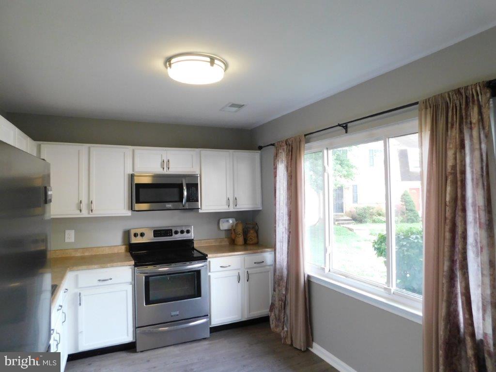 1220 THOMAS JEFFERSON PL, FREDERICKSBURG, Virginia 22405, 3 Bedrooms Bedrooms, ,1 BathroomBathrooms,Residential,For sale,1220 THOMAS JEFFERSON PL,VAST2040950 MLS # VAST2040950