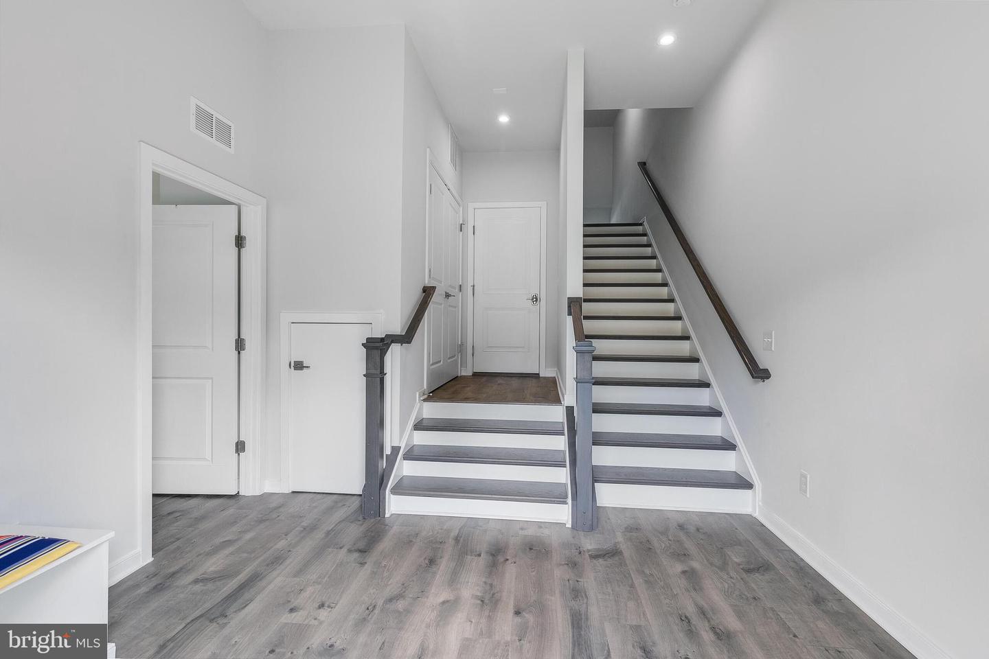2603 LOGANBERRY DR, HERNDON, Virginia 20171, 4 Bedrooms Bedrooms, ,3 BathroomsBathrooms,Residential,For sale,2603 LOGANBERRY DR,VAFX2256318 MLS # VAFX2256318