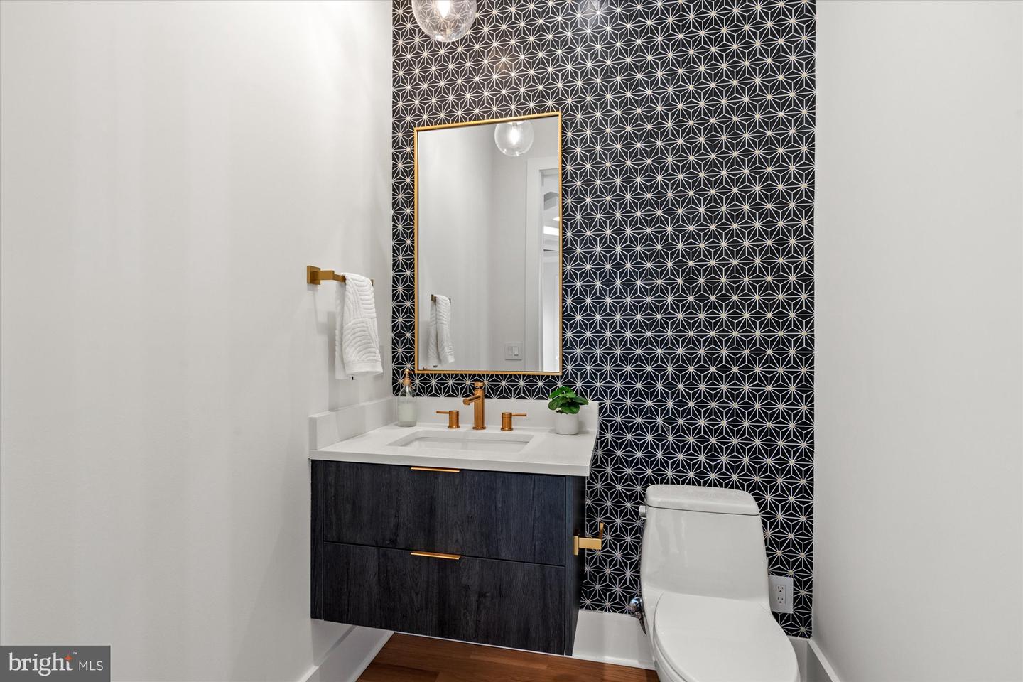 1428 WAGGAMAN CIR, MCLEAN, Virginia 22101, 6 Bedrooms Bedrooms, ,6 BathroomsBathrooms,Residential,For sale,1428 WAGGAMAN CIR,VAFX2256324 MLS # VAFX2256324