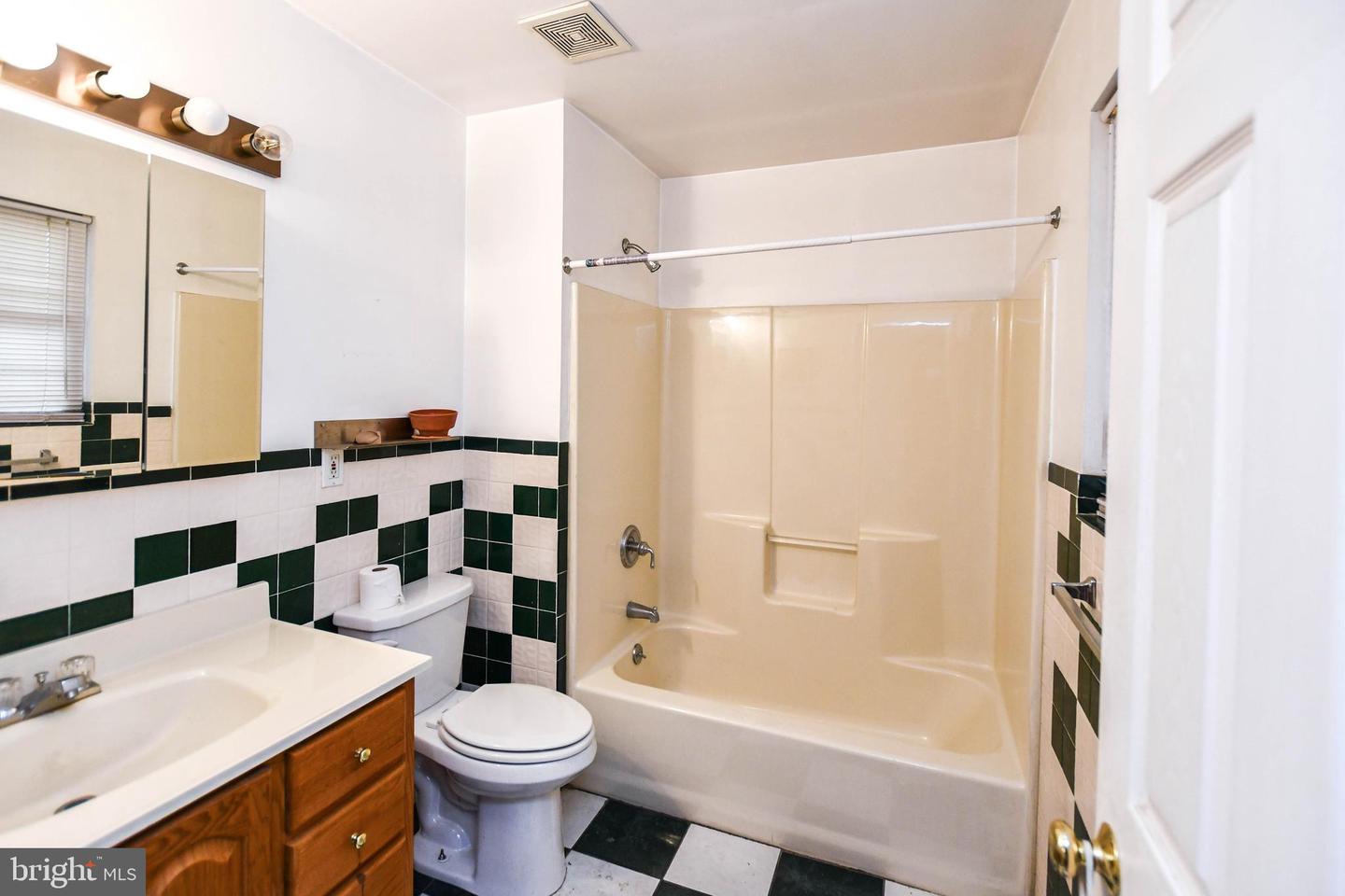 5410 CENTRAL AVE SE, WASHINGTON, District Of Columbia 20019, 3 Bedrooms Bedrooms, ,3 BathroomsBathrooms,Residential,For sale,5410 CENTRAL AVE SE,DCDC2211046 MLS # DCDC2211046
