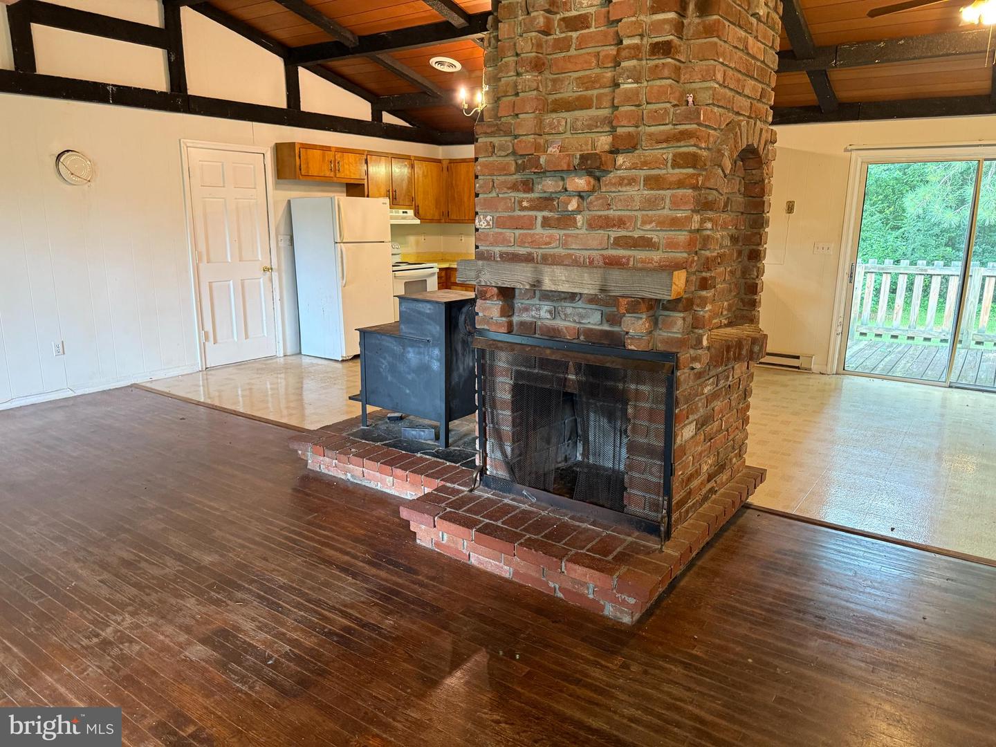 15390 JAMES MADISON PKWY, KING GEORGE, Virginia 22485, 3 Bedrooms Bedrooms, ,2 BathroomsBathrooms,Residential,For sale,15390 JAMES MADISON PKWY,VAKG2006728 MLS # VAKG2006728