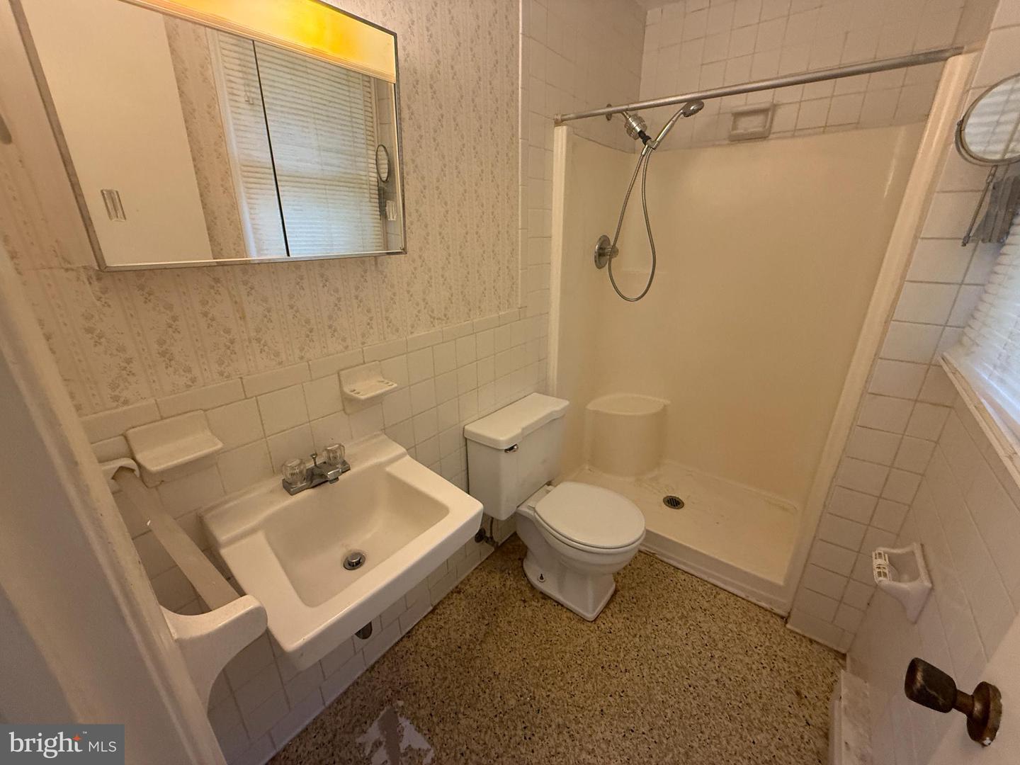15390 JAMES MADISON PKWY, KING GEORGE, Virginia 22485, 3 Bedrooms Bedrooms, ,2 BathroomsBathrooms,Residential,For sale,15390 JAMES MADISON PKWY,VAKG2006728 MLS # VAKG2006728