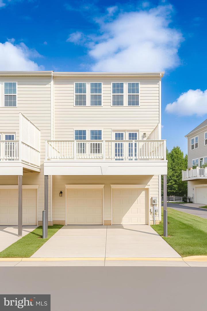 43698 CHICACOAN CREEK SQ, LEESBURG, Virginia 20176, 5 Bedrooms Bedrooms, ,3 BathroomsBathrooms,Residential,For sale,43698 CHICACOAN CREEK SQ,VALO2102598 MLS # VALO2102598