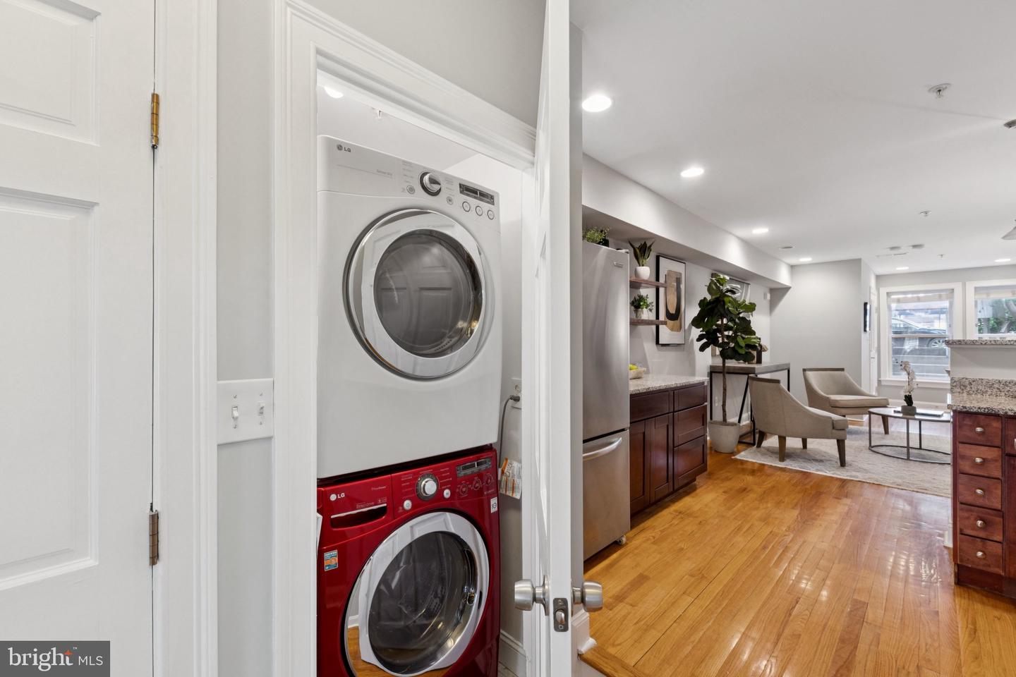 2212 11TH ST NW #1, WASHINGTON, District Of Columbia 20001, 1 Bedroom Bedrooms, ,1 BathroomBathrooms,Residential,For sale,2212 11TH ST NW #1,DCDC2211068 MLS # DCDC2211068
