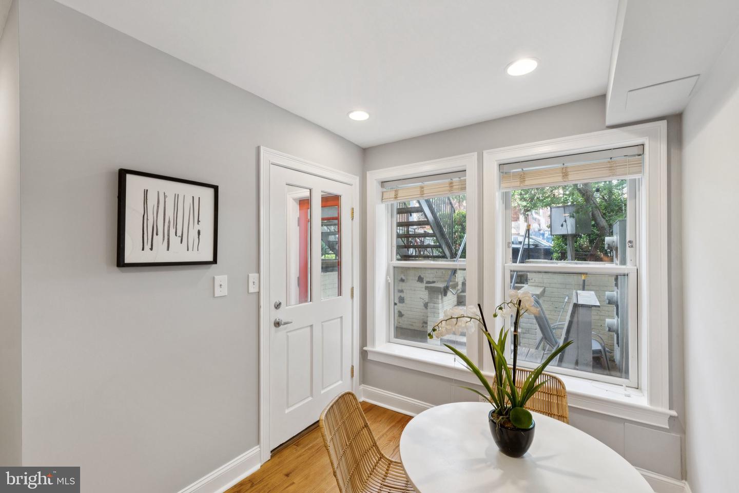 2212 11TH ST NW #1, WASHINGTON, District Of Columbia 20001, 1 Bedroom Bedrooms, ,1 BathroomBathrooms,Residential,For sale,2212 11TH ST NW #1,DCDC2211068 MLS # DCDC2211068