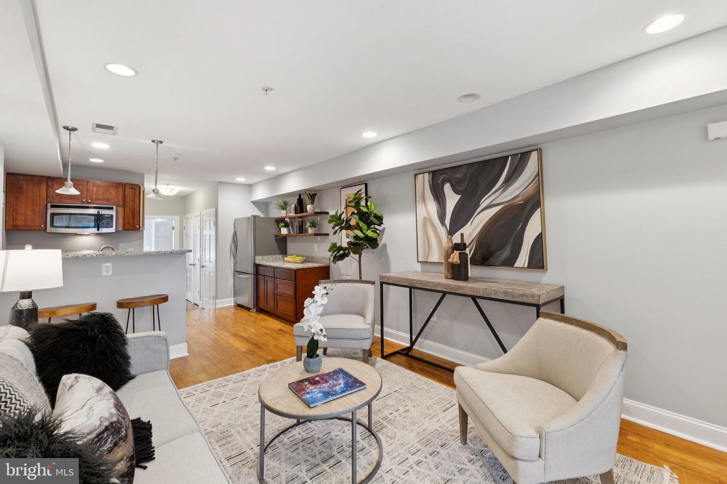 2212 11TH ST NW #1, WASHINGTON, District Of Columbia 20001, 1 Bedroom Bedrooms, ,1 BathroomBathrooms,Residential,For sale,2212 11TH ST NW #1,DCDC2211068 MLS # DCDC2211068