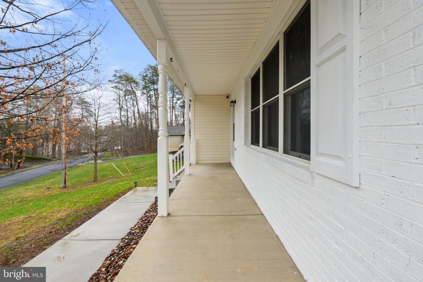 100 WOODLANDS LN, CROSS JUNCTION, Virginia 22625, 3 Bedrooms Bedrooms, ,2 BathroomsBathrooms,Residential,For sale,100 WOODLANDS LN,VAFV2035524 MLS # VAFV2035524