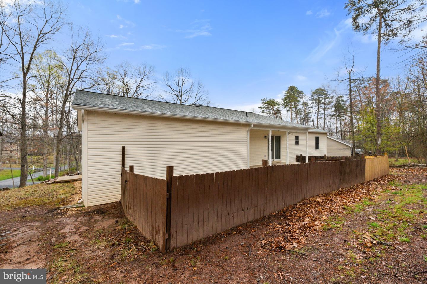 100 WOODLANDS LN, CROSS JUNCTION, Virginia 22625, 3 Bedrooms Bedrooms, ,2 BathroomsBathrooms,Residential,For sale,100 WOODLANDS LN,VAFV2035524 MLS # VAFV2035524
