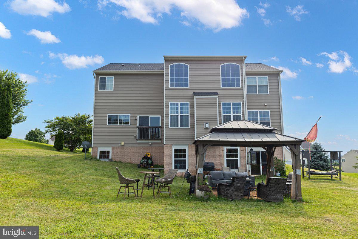 14006 BELLE AVE, CULPEPER, Virginia 22701, 4 Bedrooms Bedrooms, ,3 BathroomsBathrooms,Residential,For sale,14006 BELLE AVE,VACU2010158 MLS # VACU2010158