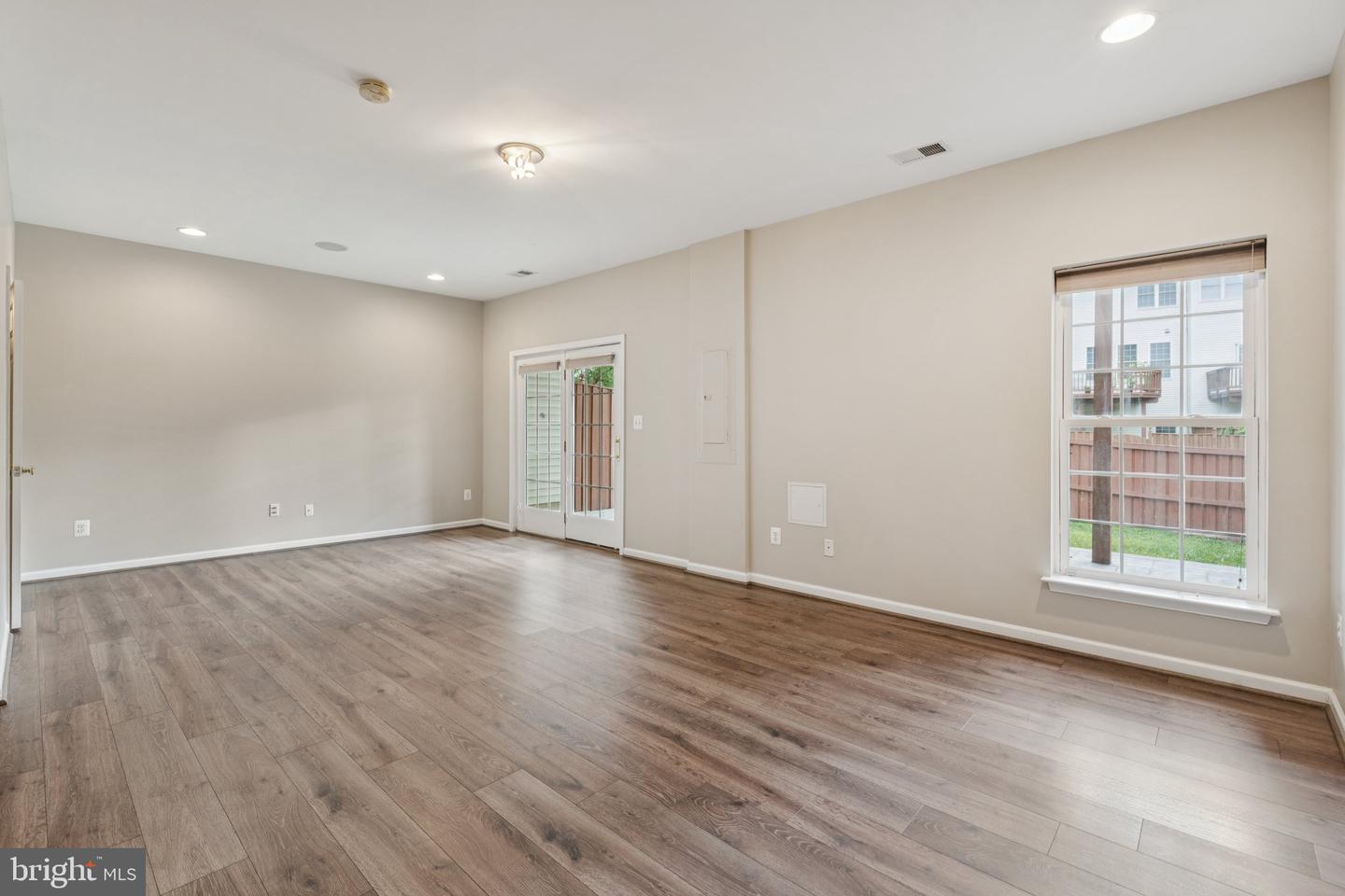 202 GRASSY RIDGE TER, PURCELLVILLE, Virginia 20132, 3 Bedrooms Bedrooms, ,2 BathroomsBathrooms,Residential,For sale,202 GRASSY RIDGE TER,VALO2093740 MLS # VALO2093740