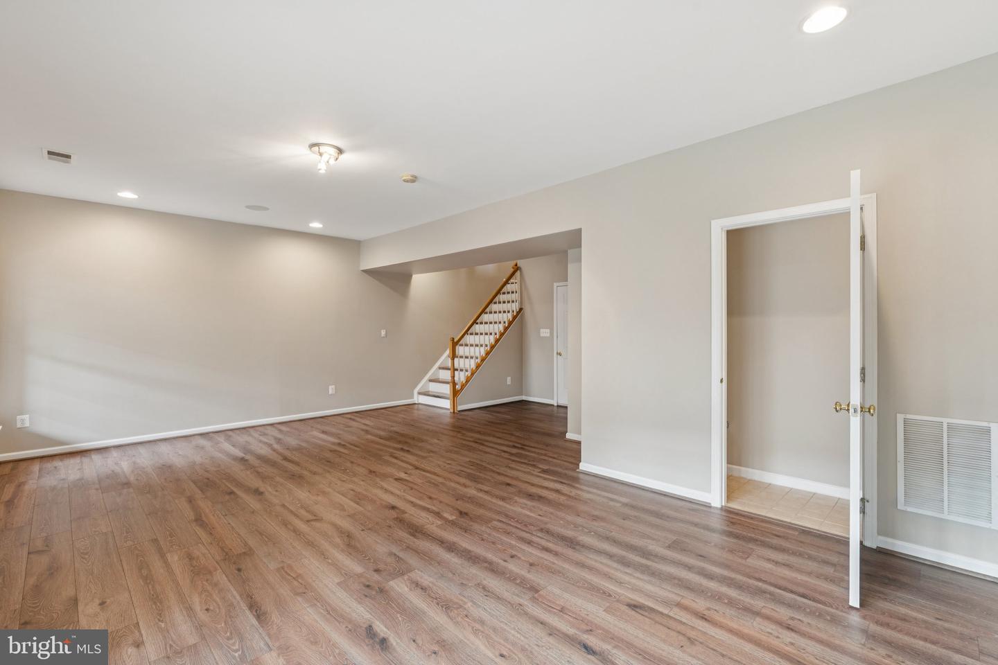 202 GRASSY RIDGE TER, PURCELLVILLE, Virginia 20132, 3 Bedrooms Bedrooms, ,2 BathroomsBathrooms,Residential,For sale,202 GRASSY RIDGE TER,VALO2093740 MLS # VALO2093740
