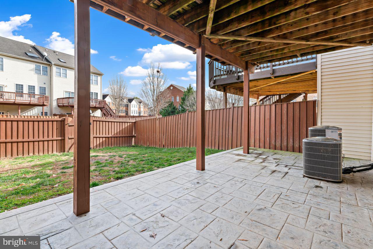 202 GRASSY RIDGE TER, PURCELLVILLE, Virginia 20132, 3 Bedrooms Bedrooms, ,2 BathroomsBathrooms,Residential,For sale,202 GRASSY RIDGE TER,VALO2093740 MLS # VALO2093740