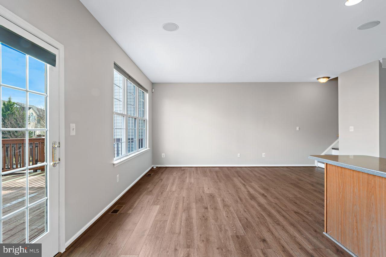 202 GRASSY RIDGE TER, PURCELLVILLE, Virginia 20132, 3 Bedrooms Bedrooms, ,2 BathroomsBathrooms,Residential,For sale,202 GRASSY RIDGE TER,VALO2093740 MLS # VALO2093740