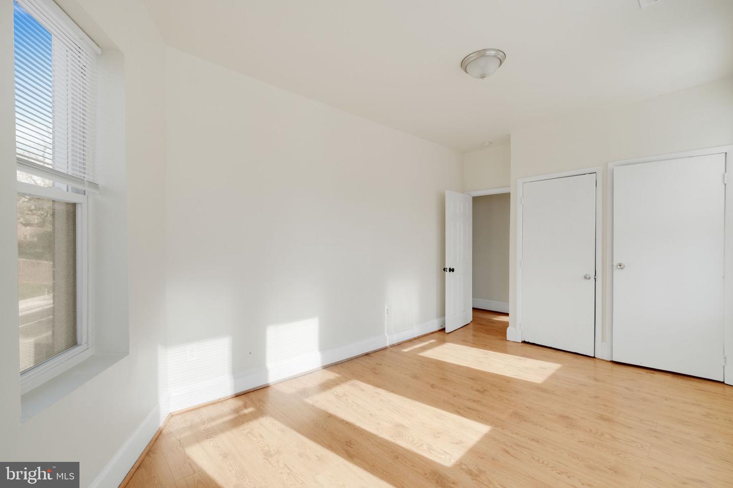 1209 6TH ST NE, WASHINGTON, District Of Columbia 20002, 6 Bedrooms Bedrooms, ,2 BathroomsBathrooms,Residential,For sale,1209 6TH ST NE,DCDC2196184 MLS # DCDC2196184