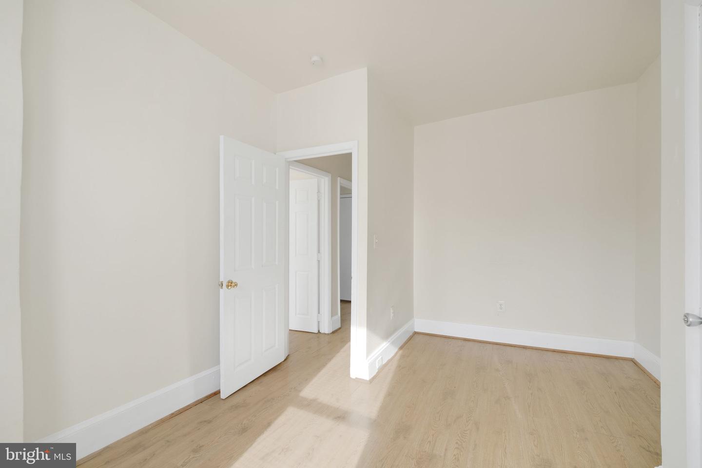 1209 6TH ST NE, WASHINGTON, District Of Columbia 20002, 6 Bedrooms Bedrooms, ,2 BathroomsBathrooms,Residential,For sale,1209 6TH ST NE,DCDC2196184 MLS # DCDC2196184