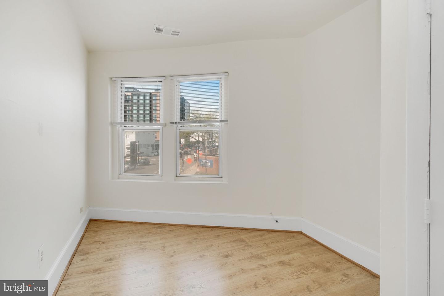 1209 6TH ST NE, WASHINGTON, District Of Columbia 20002, 6 Bedrooms Bedrooms, ,2 BathroomsBathrooms,Residential,For sale,1209 6TH ST NE,DCDC2196184 MLS # DCDC2196184