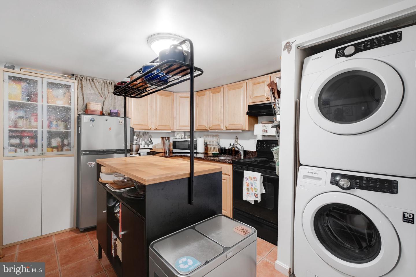 1209 6TH ST NE, WASHINGTON, District Of Columbia 20002, 6 Bedrooms Bedrooms, ,2 BathroomsBathrooms,Residential,For sale,1209 6TH ST NE,DCDC2196184 MLS # DCDC2196184