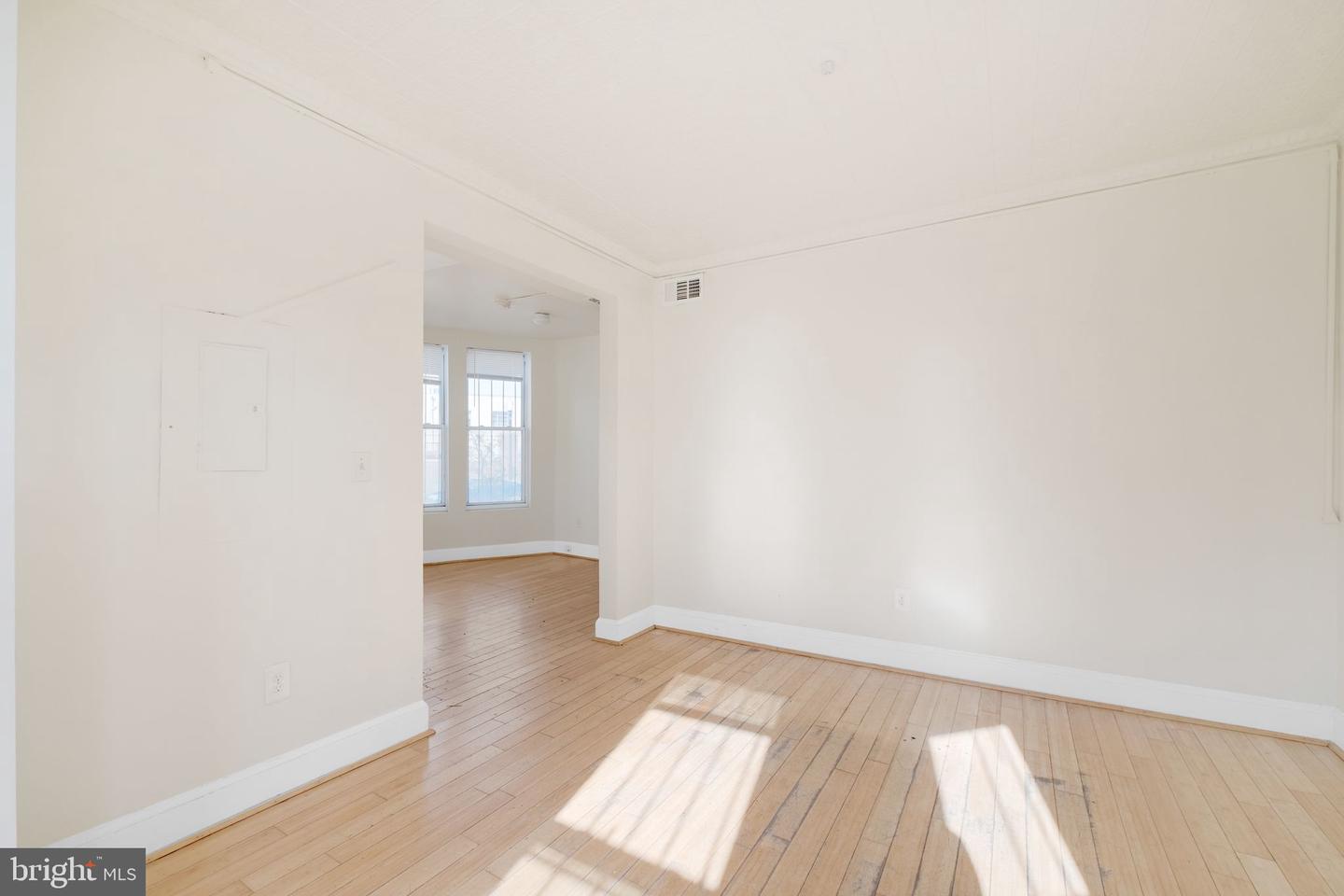 1209 6TH ST NE, WASHINGTON, District Of Columbia 20002, 6 Bedrooms Bedrooms, ,2 BathroomsBathrooms,Residential,For sale,1209 6TH ST NE,DCDC2196184 MLS # DCDC2196184