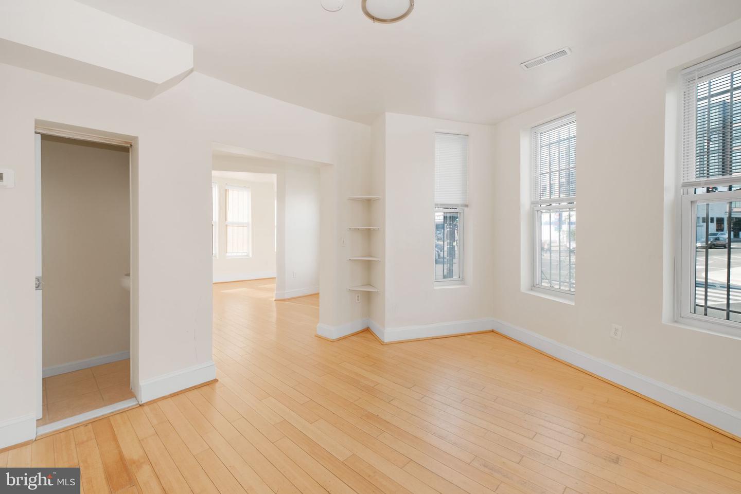 1209 6TH ST NE, WASHINGTON, District Of Columbia 20002, 6 Bedrooms Bedrooms, ,2 BathroomsBathrooms,Residential,For sale,1209 6TH ST NE,DCDC2196184 MLS # DCDC2196184