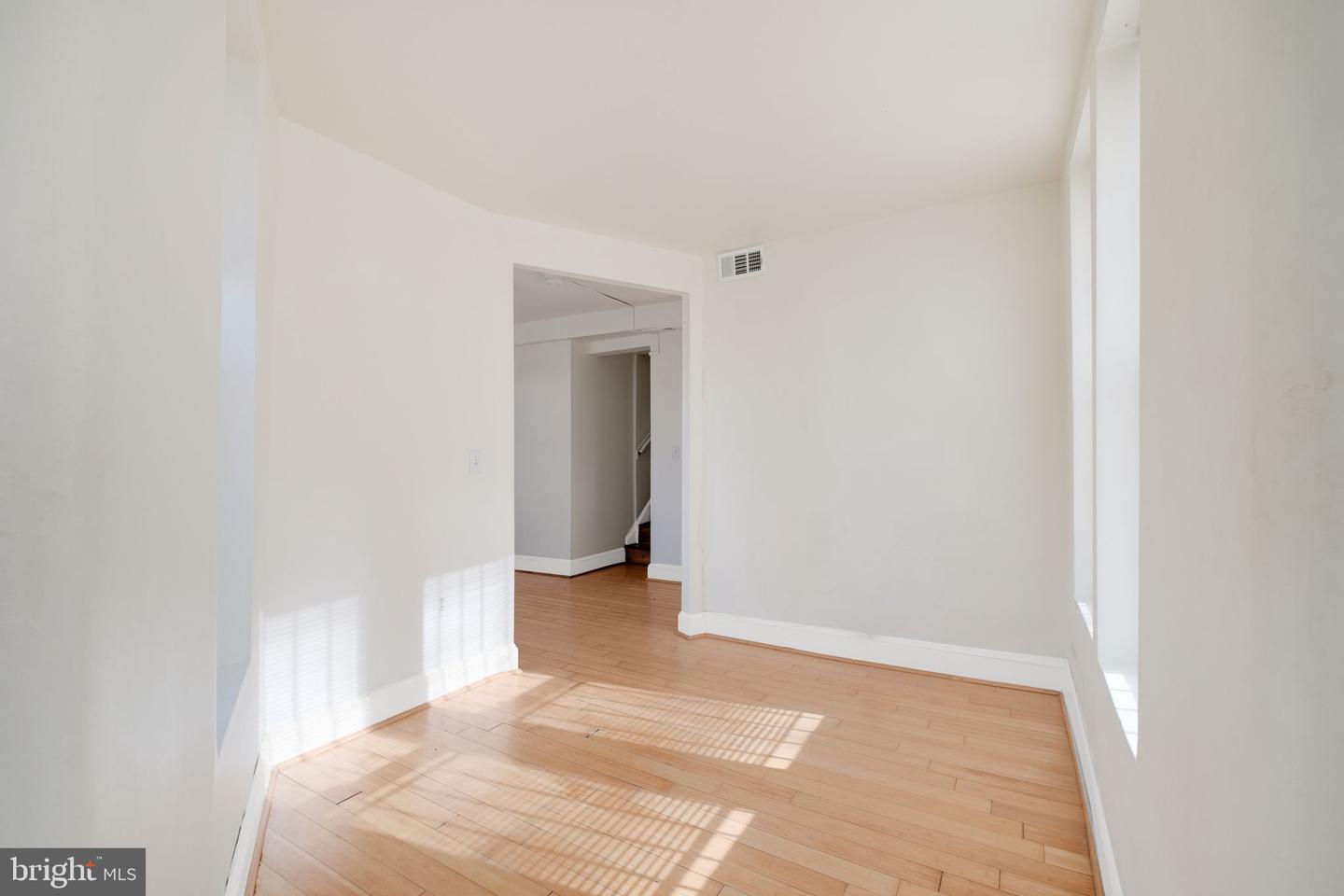 1209 6TH ST NE, WASHINGTON, District Of Columbia 20002, 6 Bedrooms Bedrooms, ,2 BathroomsBathrooms,Residential,For sale,1209 6TH ST NE,DCDC2196184 MLS # DCDC2196184