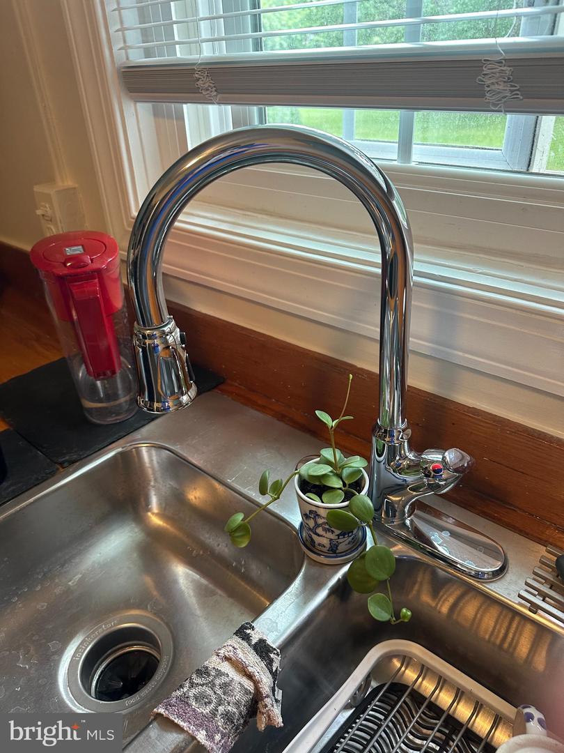 3300 VALLEY DR, ALEXANDRIA, Virginia 22302, 1 Bedroom Bedrooms, ,1 BathroomBathrooms,Residential,For sale,3300 VALLEY DR,VAAX2044624 MLS # VAAX2044624