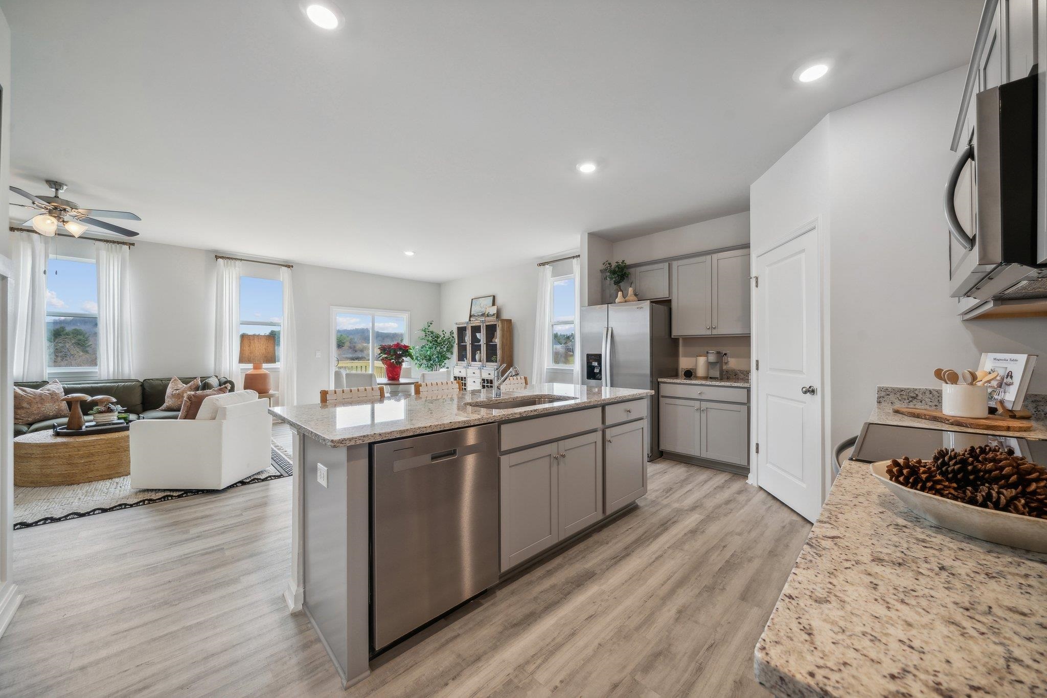 369 STEELES FORT RD, RAPHINE, Virginia 24472, 4 Bedrooms Bedrooms, ,2 BathroomsBathrooms,Residential,369 STEELES FORT RD,662970 MLS # 662970