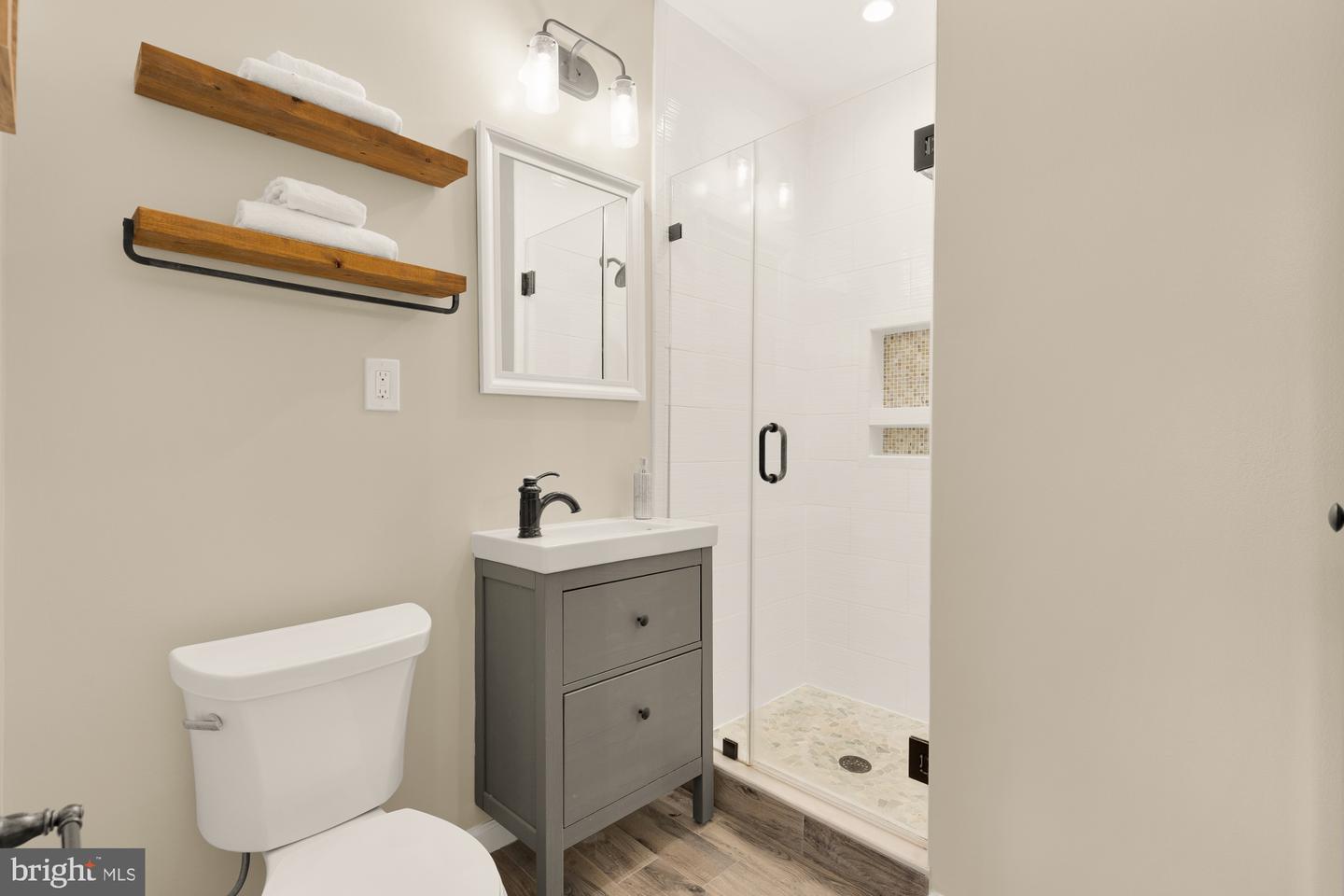1112 PARK ST NE, WASHINGTON, District Of Columbia 20002, 3 Bedrooms Bedrooms, ,2 BathroomsBathrooms,Residential,For sale,1112 PARK ST NE,DCDC2200248 MLS # DCDC2200248