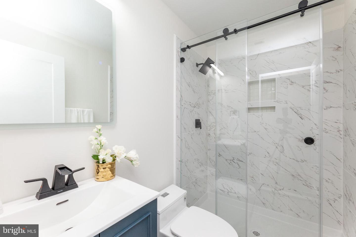 734 KENYON ST NW #2, WASHINGTON, District Of Columbia 20010, 4 Bedrooms Bedrooms, ,3 BathroomsBathrooms,Residential,For sale,734 KENYON ST NW #2,DCDC2204610 MLS # DCDC2204610