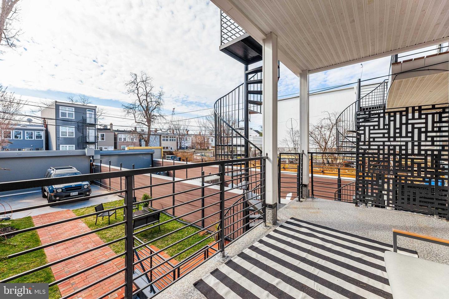 734 KENYON ST NW #2, WASHINGTON, District Of Columbia 20010, 4 Bedrooms Bedrooms, ,3 BathroomsBathrooms,Residential,For sale,734 KENYON ST NW #2,DCDC2204610 MLS # DCDC2204610