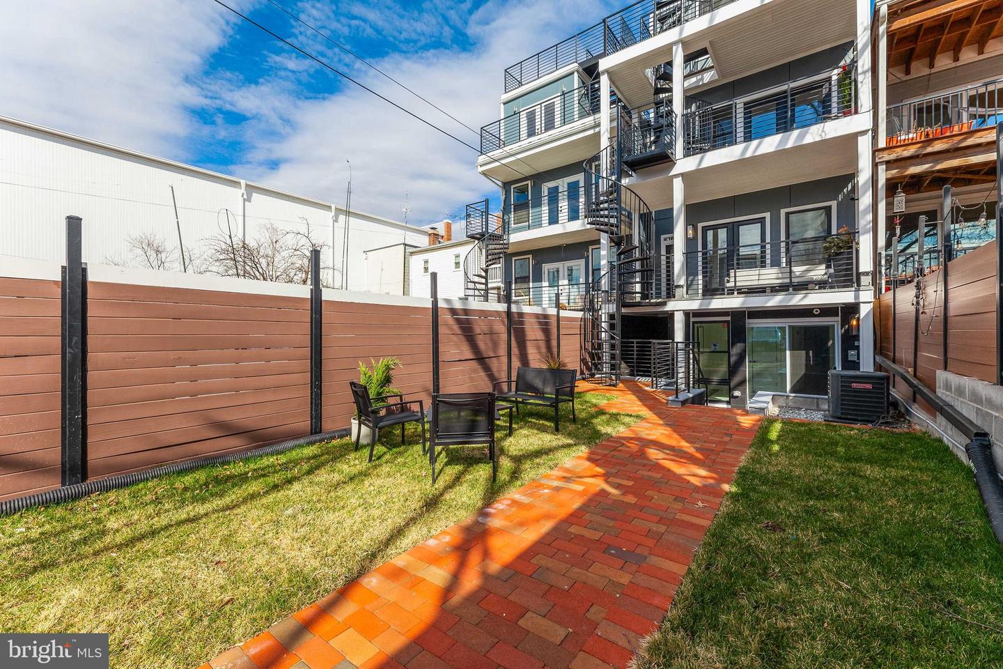 734 KENYON ST NW #2, WASHINGTON, District Of Columbia 20010, 4 Bedrooms Bedrooms, ,3 BathroomsBathrooms,Residential,For sale,734 KENYON ST NW #2,DCDC2204610 MLS # DCDC2204610