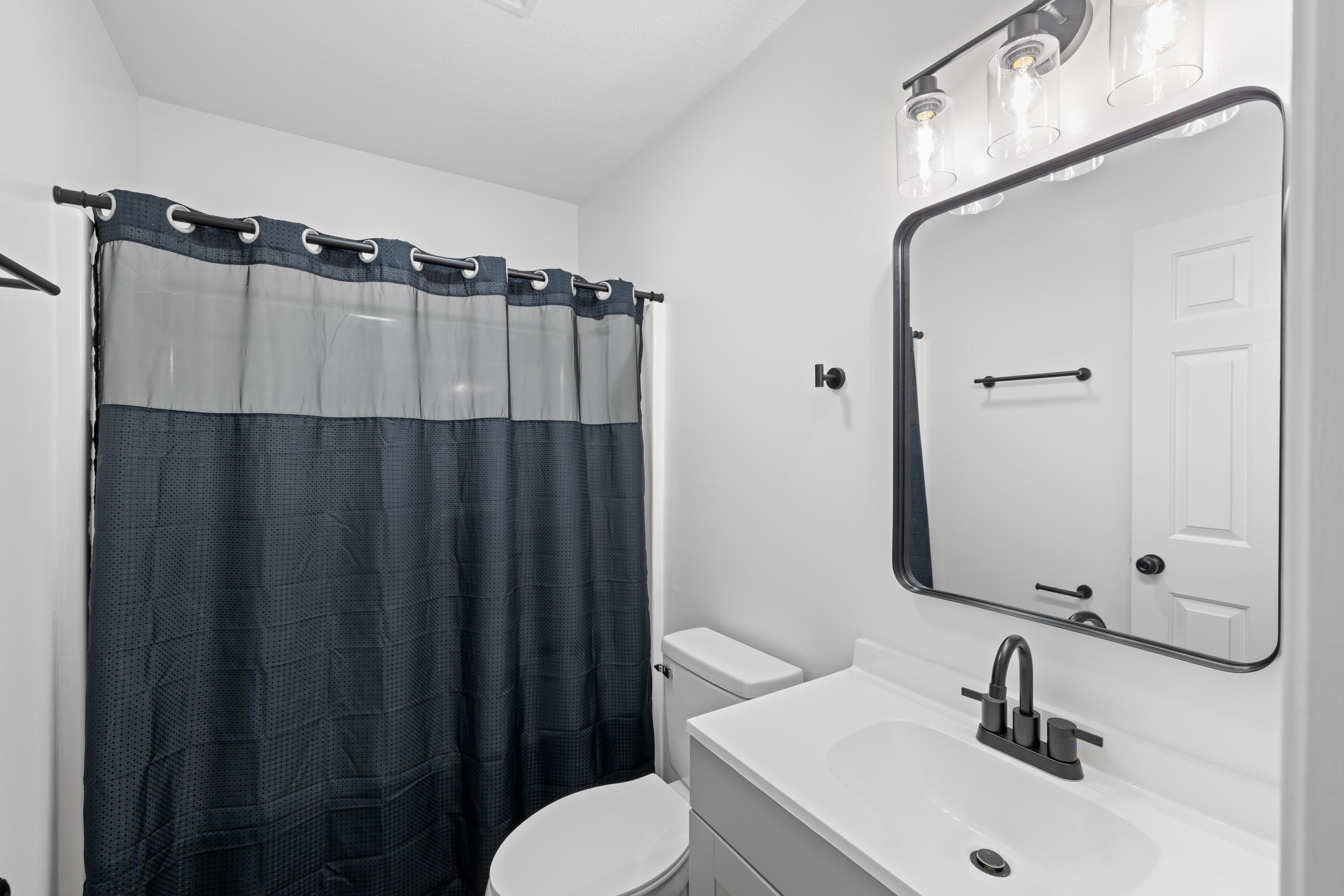 302 LANCELOT LN, STAUNTON, Virginia 24401, 3 Bedrooms Bedrooms, ,2 BathroomsBathrooms,Residential,302 LANCELOT LN,666913 MLS # 666913