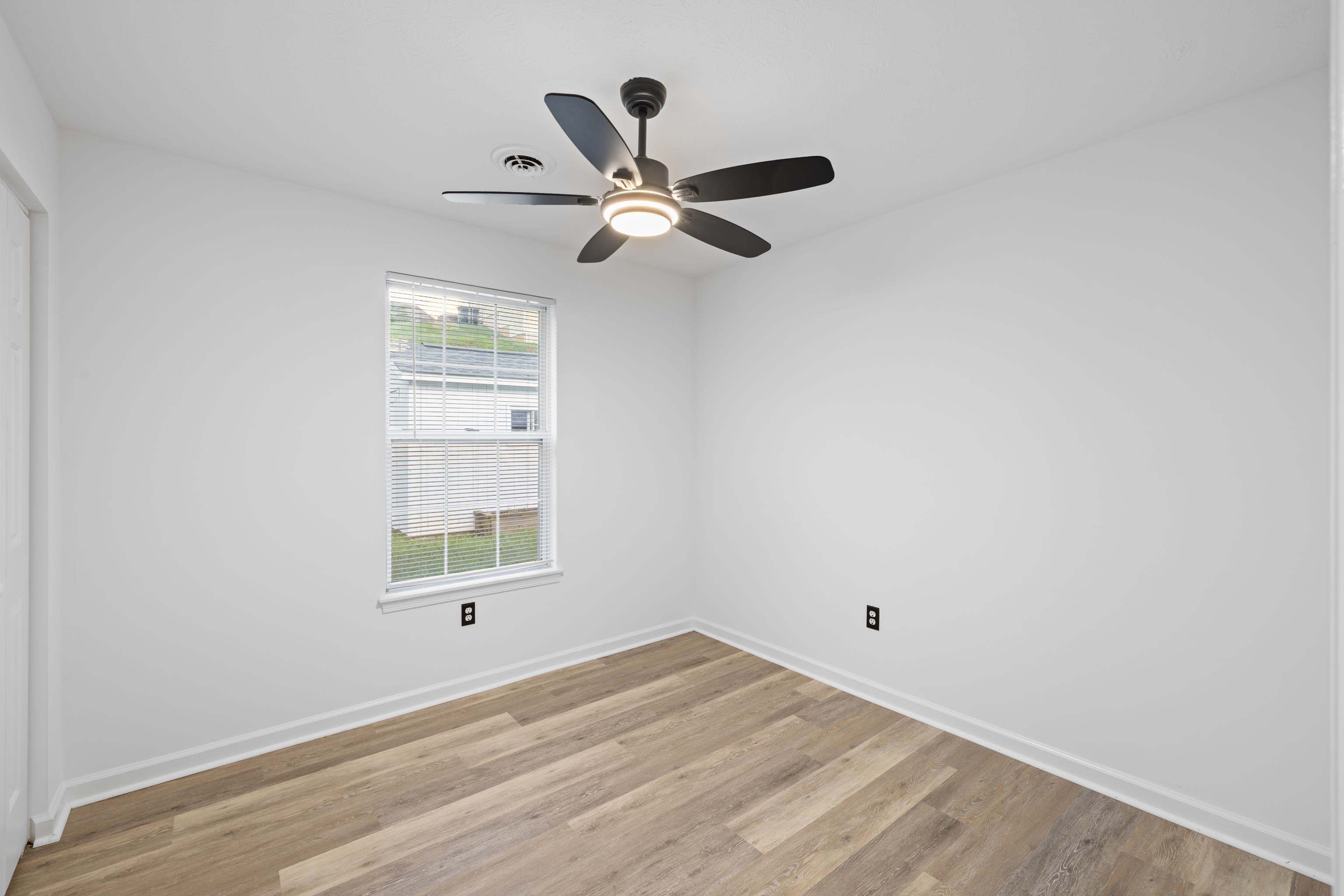 302 LANCELOT LN, STAUNTON, Virginia 24401, 3 Bedrooms Bedrooms, ,2 BathroomsBathrooms,Residential,302 LANCELOT LN,666913 MLS # 666913